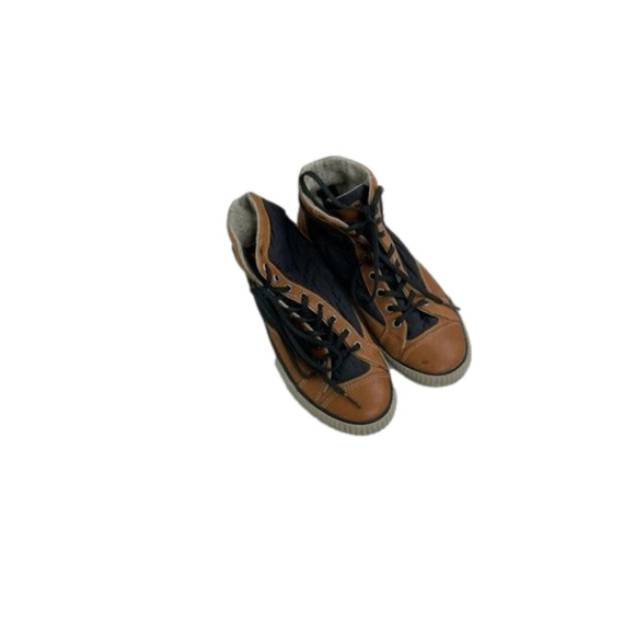 TRETORN Kids Hi-tops size 3 ½ - Picture 1 of 6